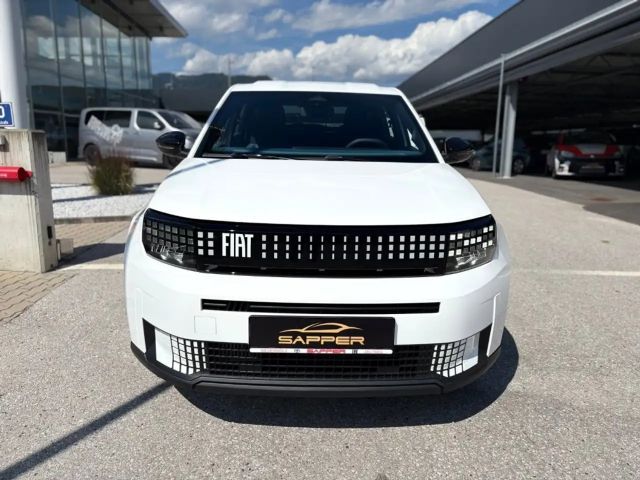 Fiat Grande Panda Hybrid 100 6-Gang eDCT Icon