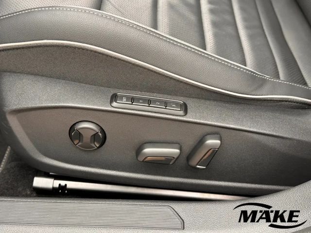 Volkswagen Golf DSG GTE Style eHybrid