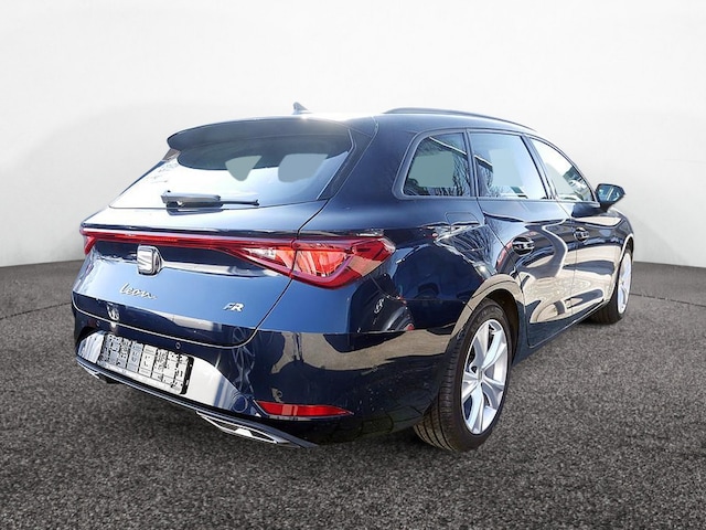 Seat Leon 1.5 eTSI FR-lijn Sportstourer