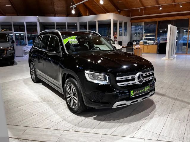 Mercedes-Benz GLB 200 4MATIC GLB 200 d Style