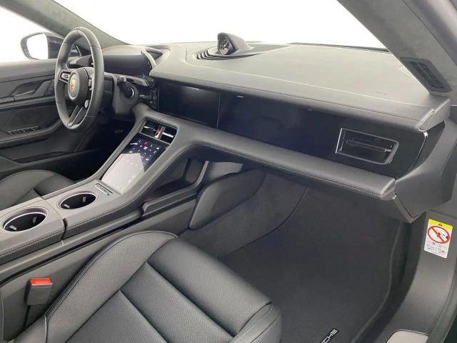 Porsche Taycan Turbo