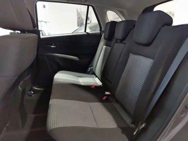 Suzuki S-Cross Hybrid