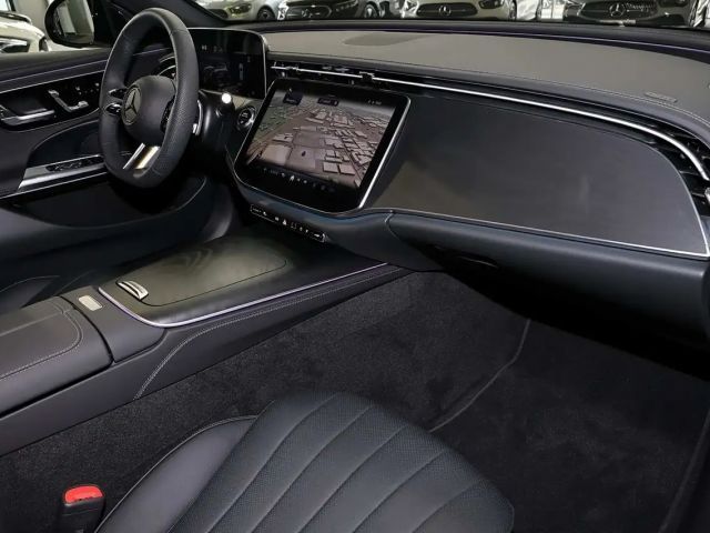 Mercedes-Benz E 220 AMG Line E 220 d Estate