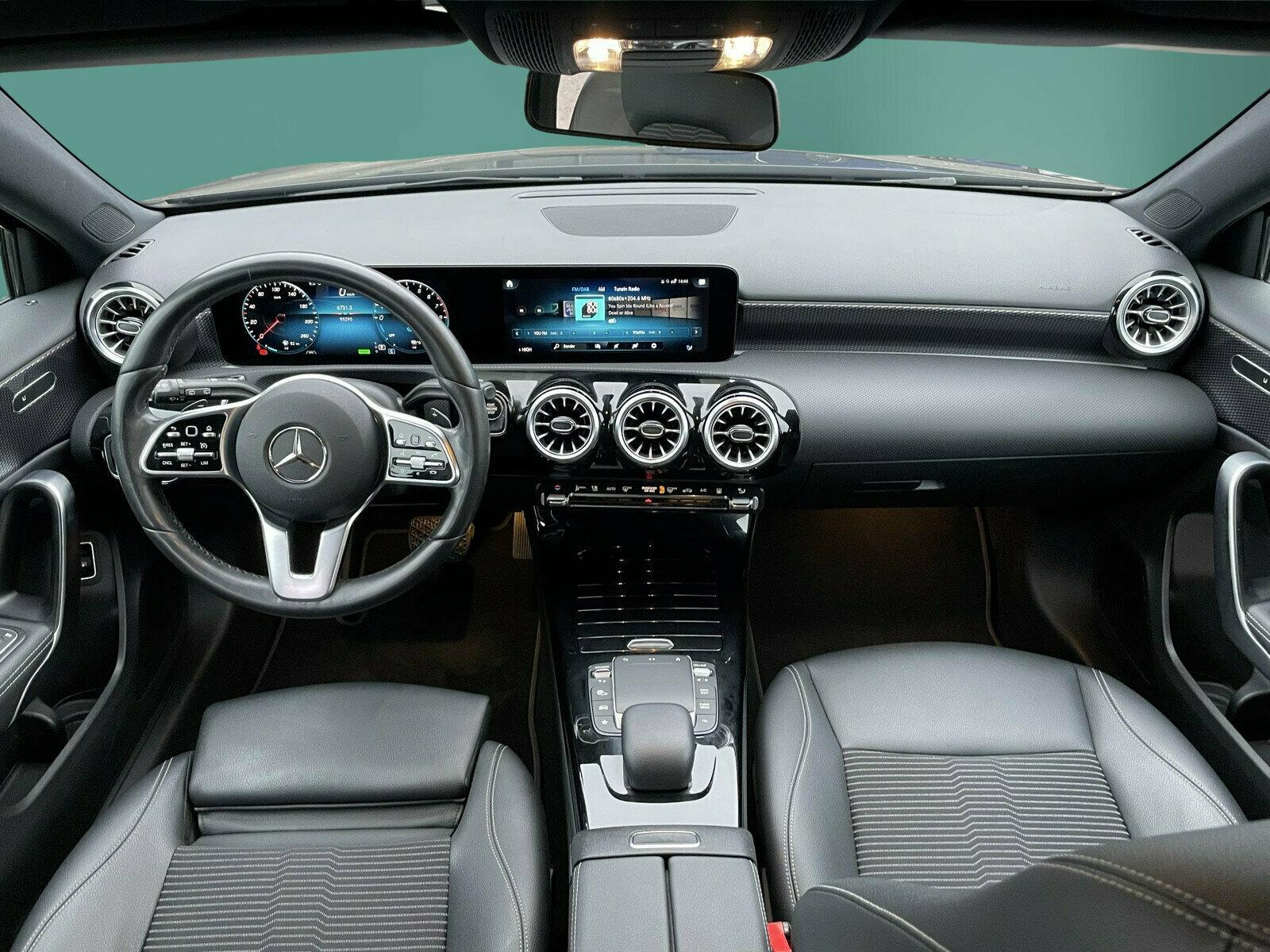 Mercedes-Benz A 250 A 250 e Progressive