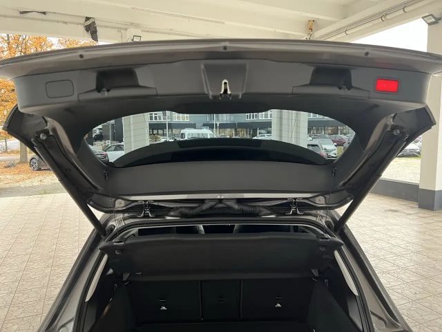 Mercedes-Benz B 180 B 180 d