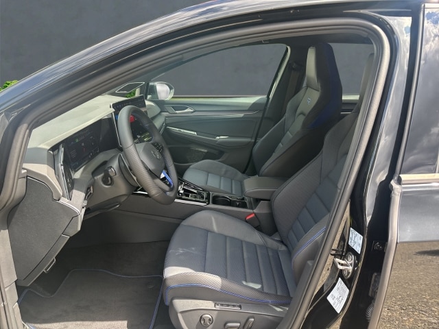 Volkswagen Golf 2.0 TSI Golf VIII