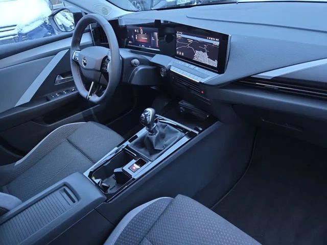 Opel Astra 1.2 Turbo Sports Tourer