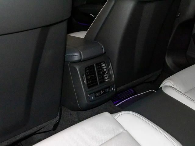 Audi RS e-tron GT ice race edition 1/99 Keramik Laser