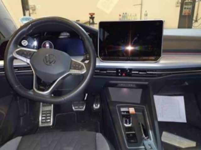 Volkswagen Golf 1.5 eTSI DSG