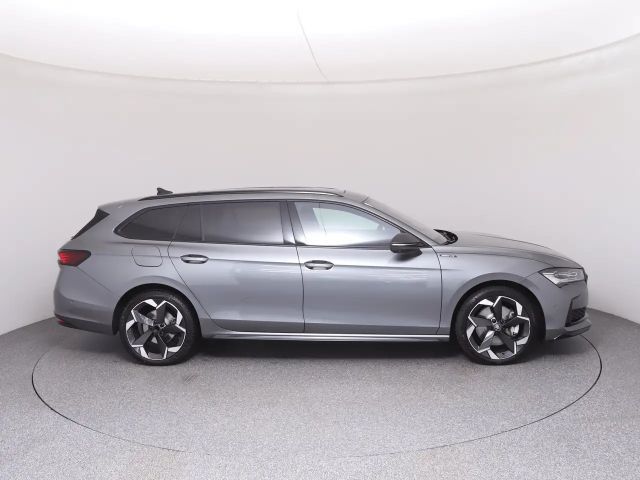 Skoda Superb Sportline iV