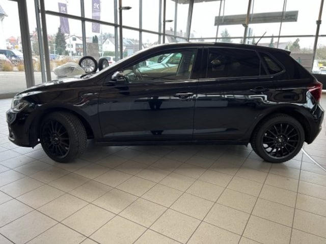 Volkswagen Polo | ACC LED PDC v/h Climatronic App-Connect Sitzheizung