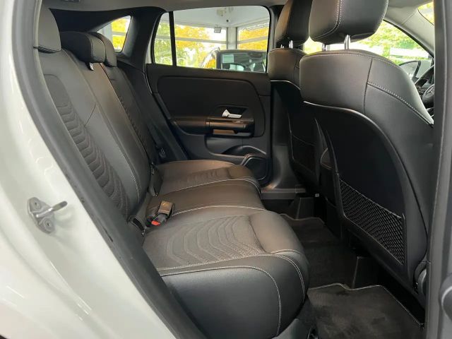 Mercedes-Benz GLA 250 Style