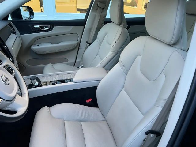 Volvo XC60 AWD Bright Plus Recharge T8