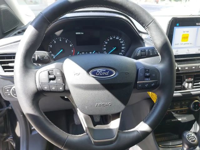 Ford Puma EcoBoost Titanium