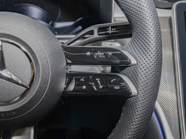 Mercedes-Benz C 200 AMG Line Sedan