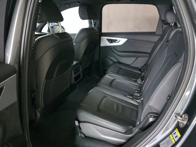 Audi Q7 50 TDI Quattro S-Line