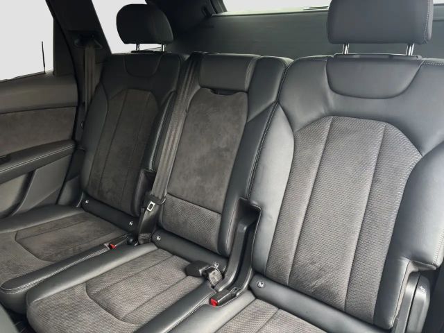 Audi Q7 45 TDI Quattro S-Line