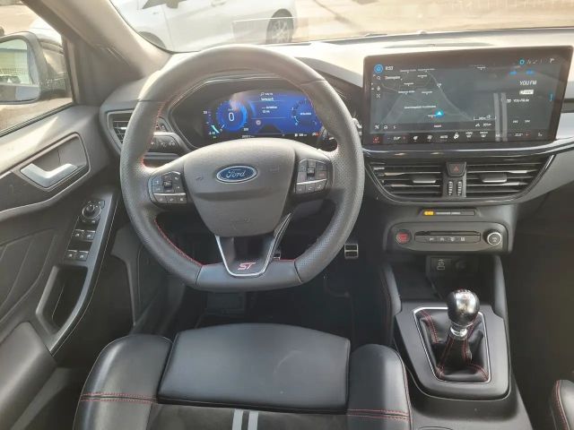 Ford Focus Limited ST Line