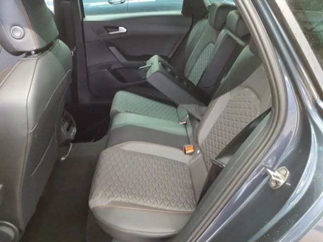 Seat Leon 1.5 eTSI FR-lijn Sportstourer