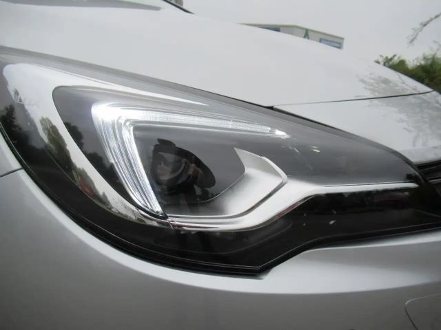 Opel Astra Sports Tourer Ultimate