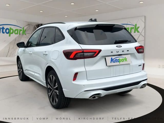 Ford Kuga Plug in Hybrid ST Line X