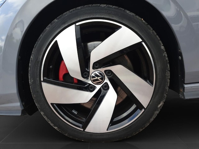 Volkswagen Golf DSG GTI Style