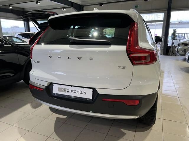 Volvo XC40 Momentum T3