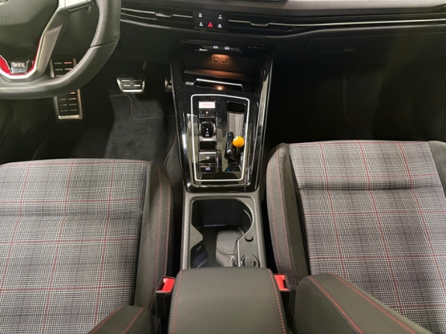 Volkswagen Golf 2.0 TSI DSG Golf VIII Plus