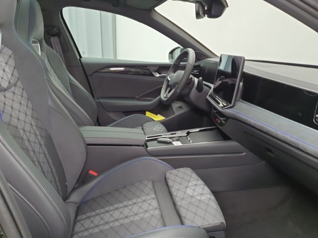 Volkswagen Passat 4Motion DSG R-Line