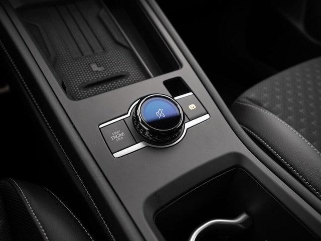 Volkswagen T-Roc 1.5 eTSI DSG R-Line