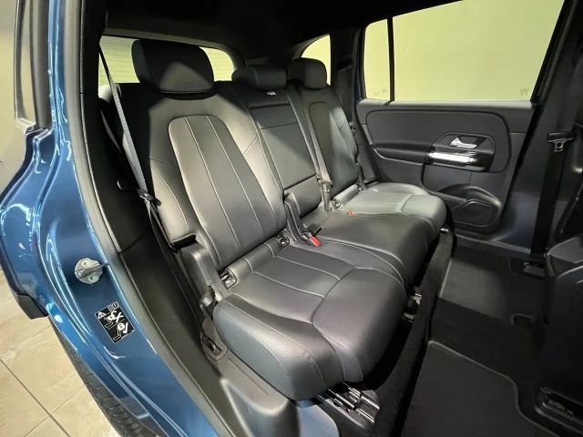 Mercedes-Benz EQB 300 4MATIC Progressive