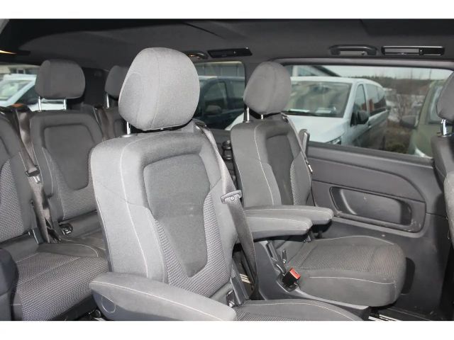 Mercedes-Benz V 300 4MATIC AMG Line V 300 d