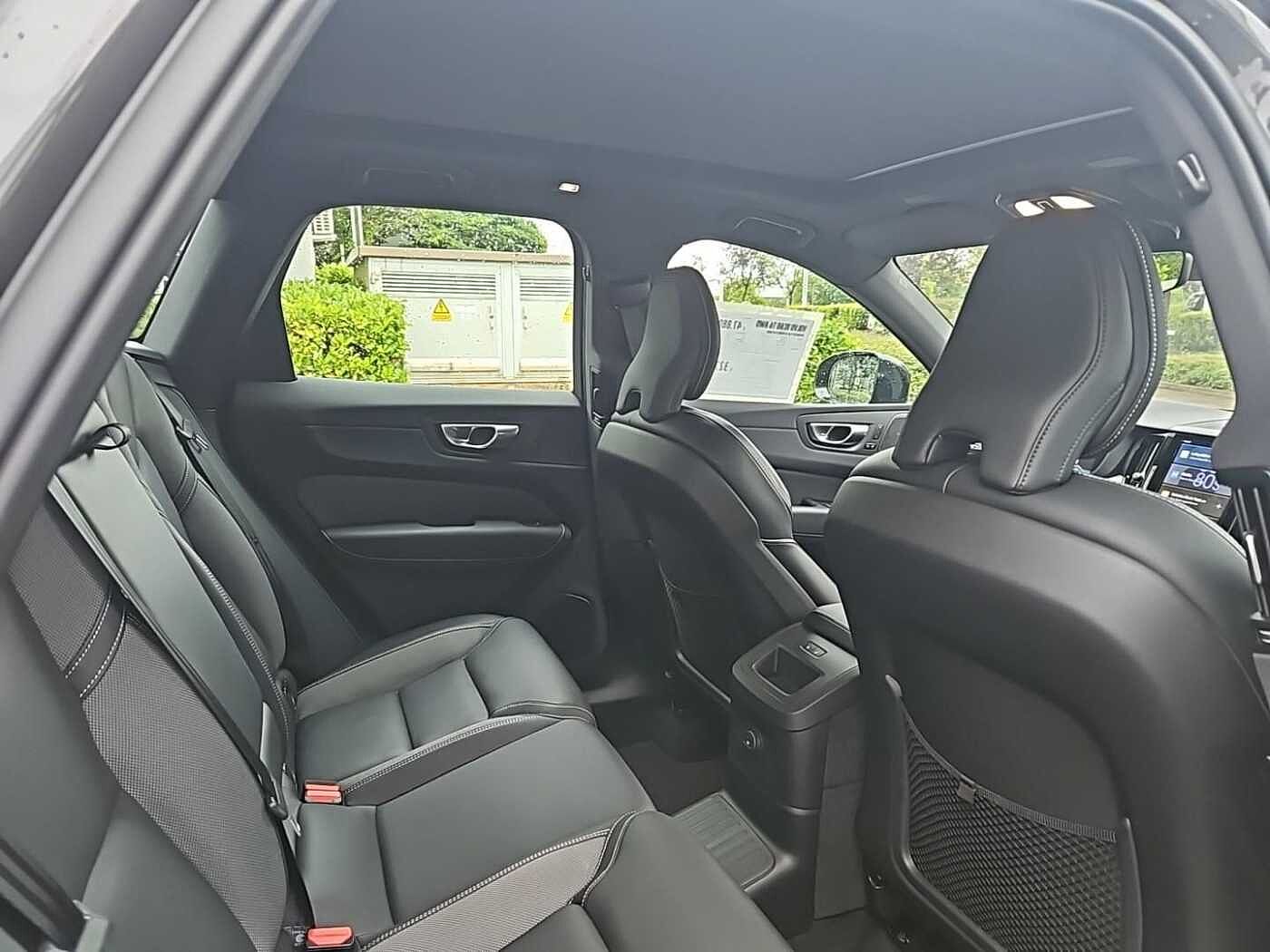 Volvo XC60 AWD Dark Plus T6