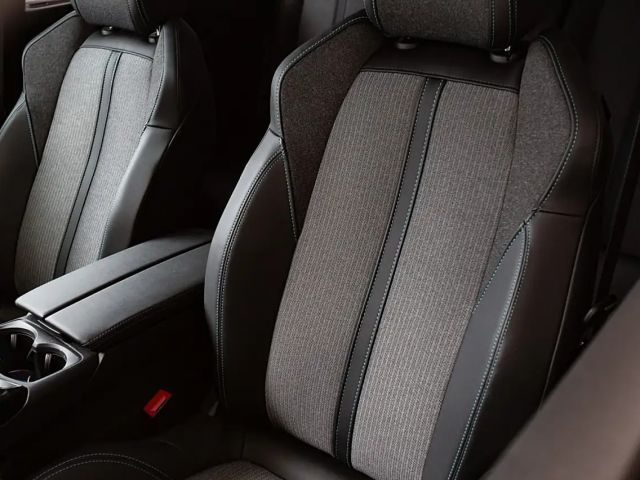 Peugeot 5008 Allure Pack BlueHDi EAT8