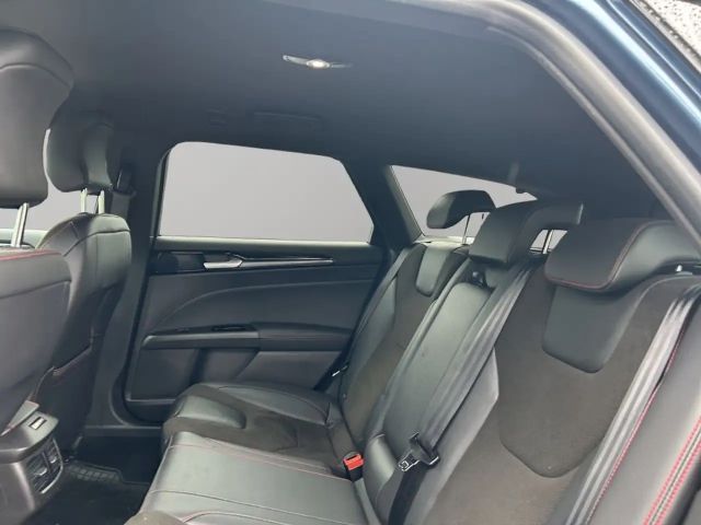 Ford Mondeo ST Line Wagon