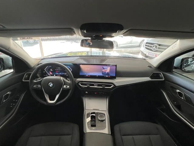 BMW 320 320d Sedan xDrive