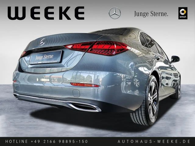 Mercedes-Benz C 180 AVANTGARDE Sedan