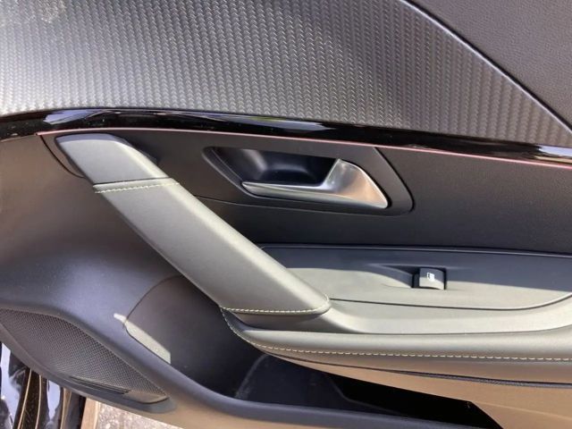 Peugeot 208 EAT8 GT-Line PureTech