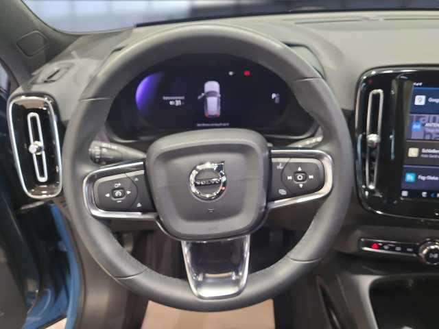 Volvo XC40 XC40 Navi LED Klima Standhzg Einparkhilfe el. Fenster