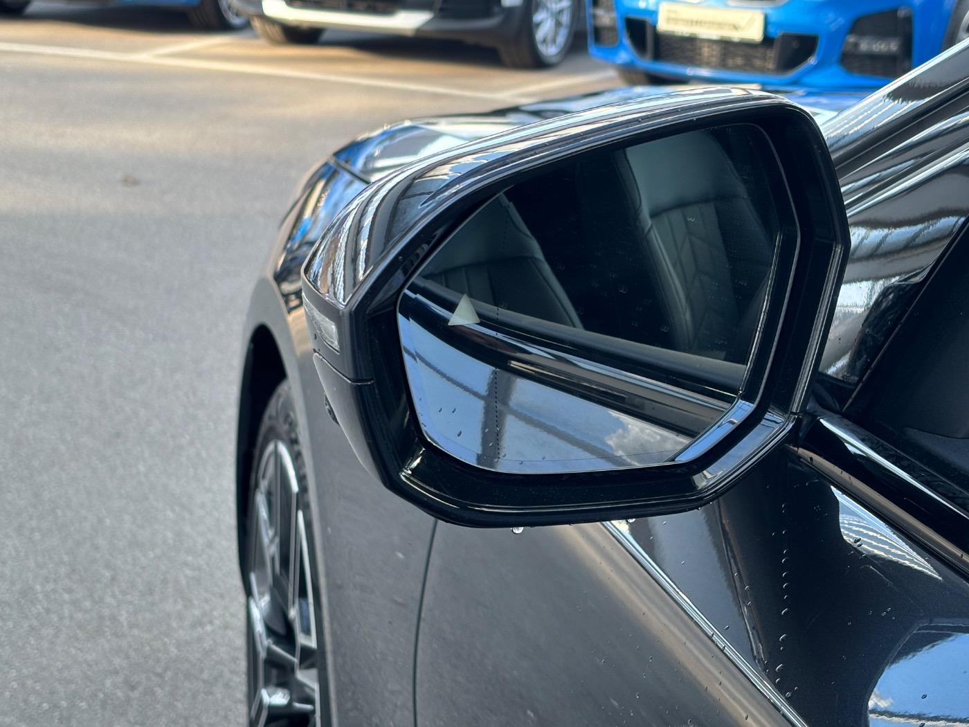 BMW 520 520d M-Sport Sedan