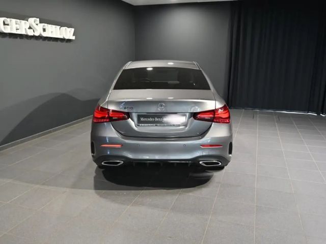 Mercedes-Benz A 200 AMG Line