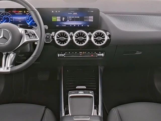 Mercedes-Benz EQA 300 4MATIC Progressive