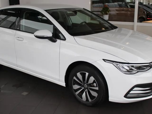 Volkswagen Golf Life Move