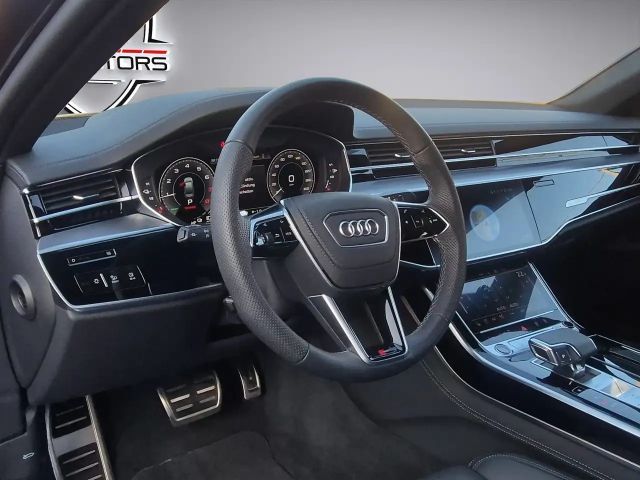 Audi A8 60 TFSI S-Line