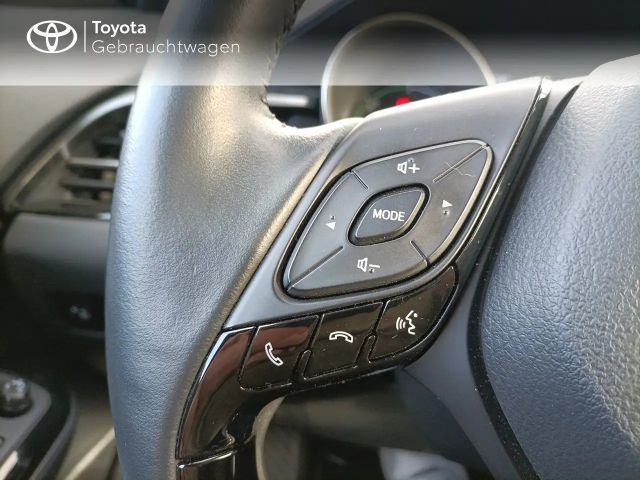 Toyota C-HR Hybride Team D