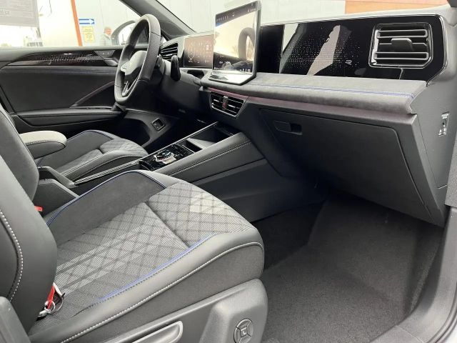 Volkswagen Tiguan R-Line eHybrid