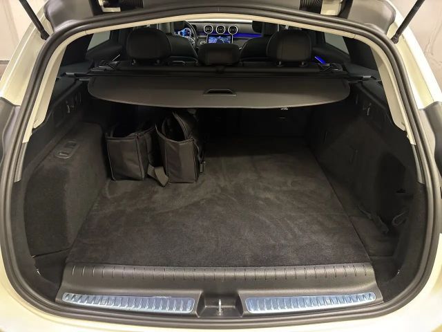 Mercedes-Benz C 300 C 300 e Estate