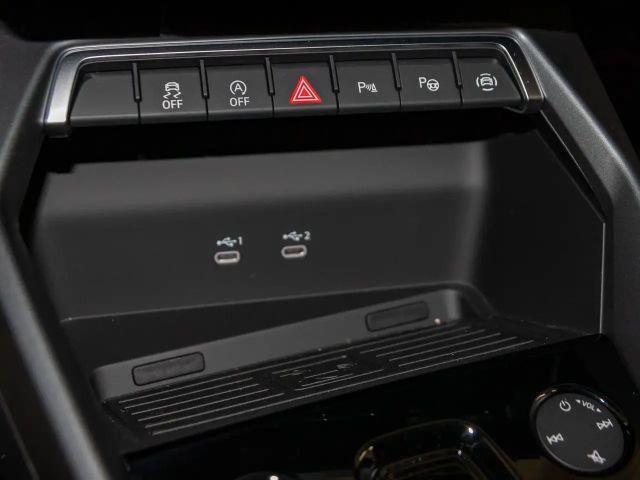 Audi A3 30 TFSI S-Tronic Sedan