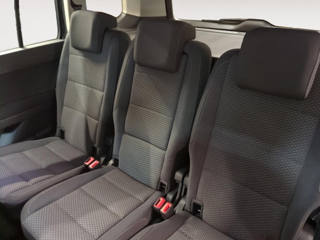 Volkswagen Touran 1.5 TSI DSG