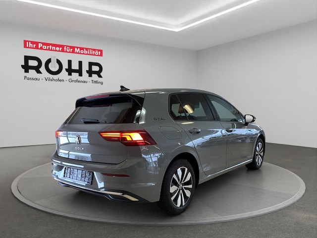 Volkswagen Golf 1.5 TSI BMT Golf VIII